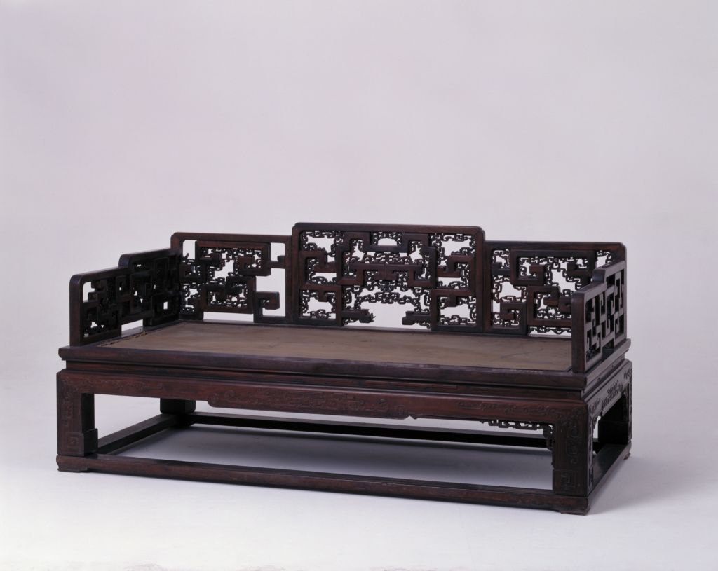 图片[1]-Red sandalwood carved Kui dragon bed-China Archive